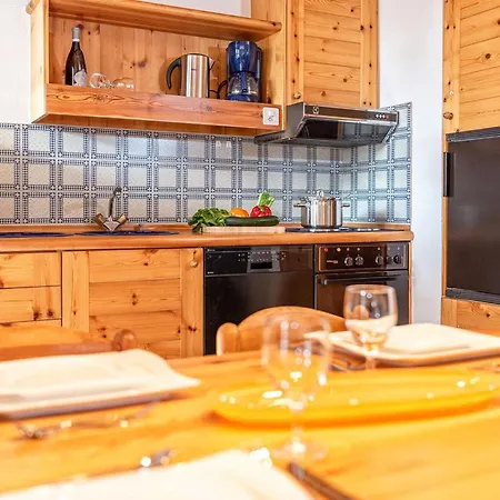 Schweizerhof 243 By Interhome